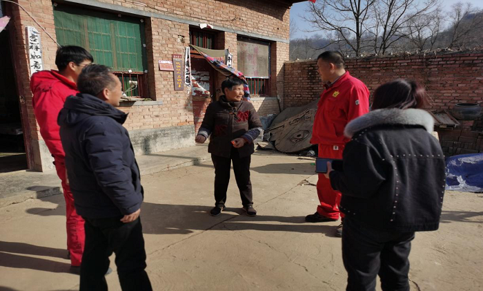寒冬慰问送祝福 靶向精准暖人心.png