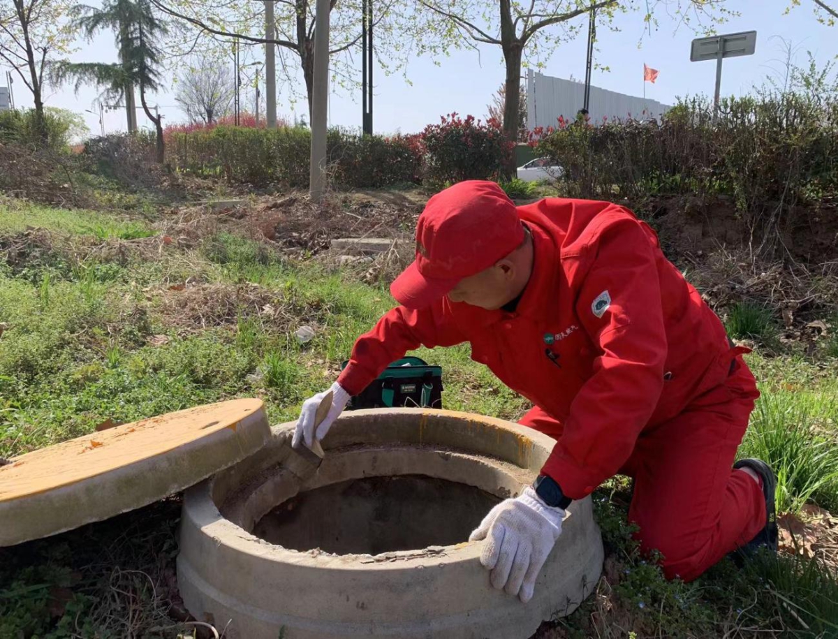 燃气人守护城市“生命线”.jpg